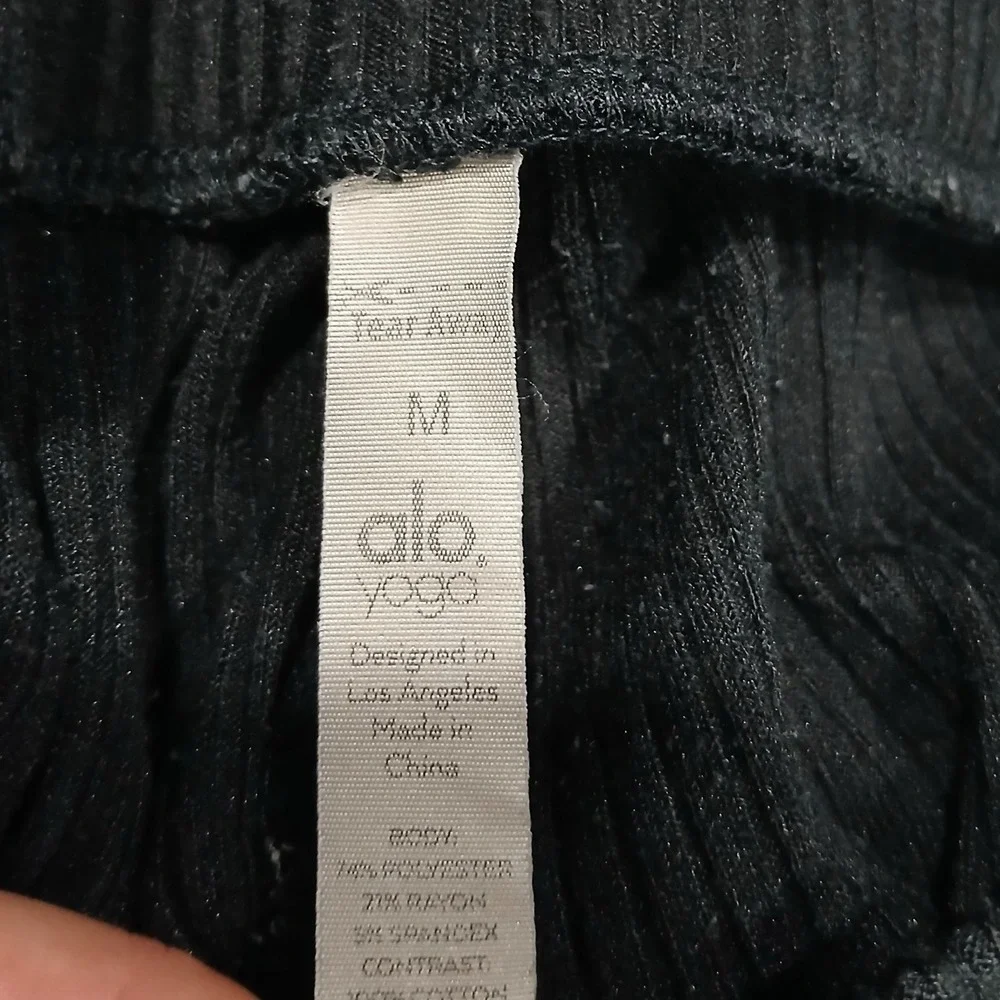 Alo Yoga Muse Ribbed Sweatpants Black Womens Medium‎ Joggers Drawstring Pockets